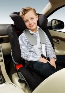 9.-Rearward-facing-child-seat-with-child-724x1024